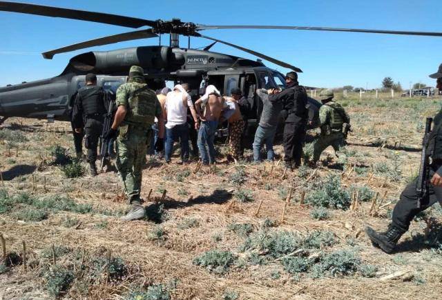 警察抓捕毒枭之子,一个月不到就横尸街头,墨西哥政府脸丢尽了_毒贩