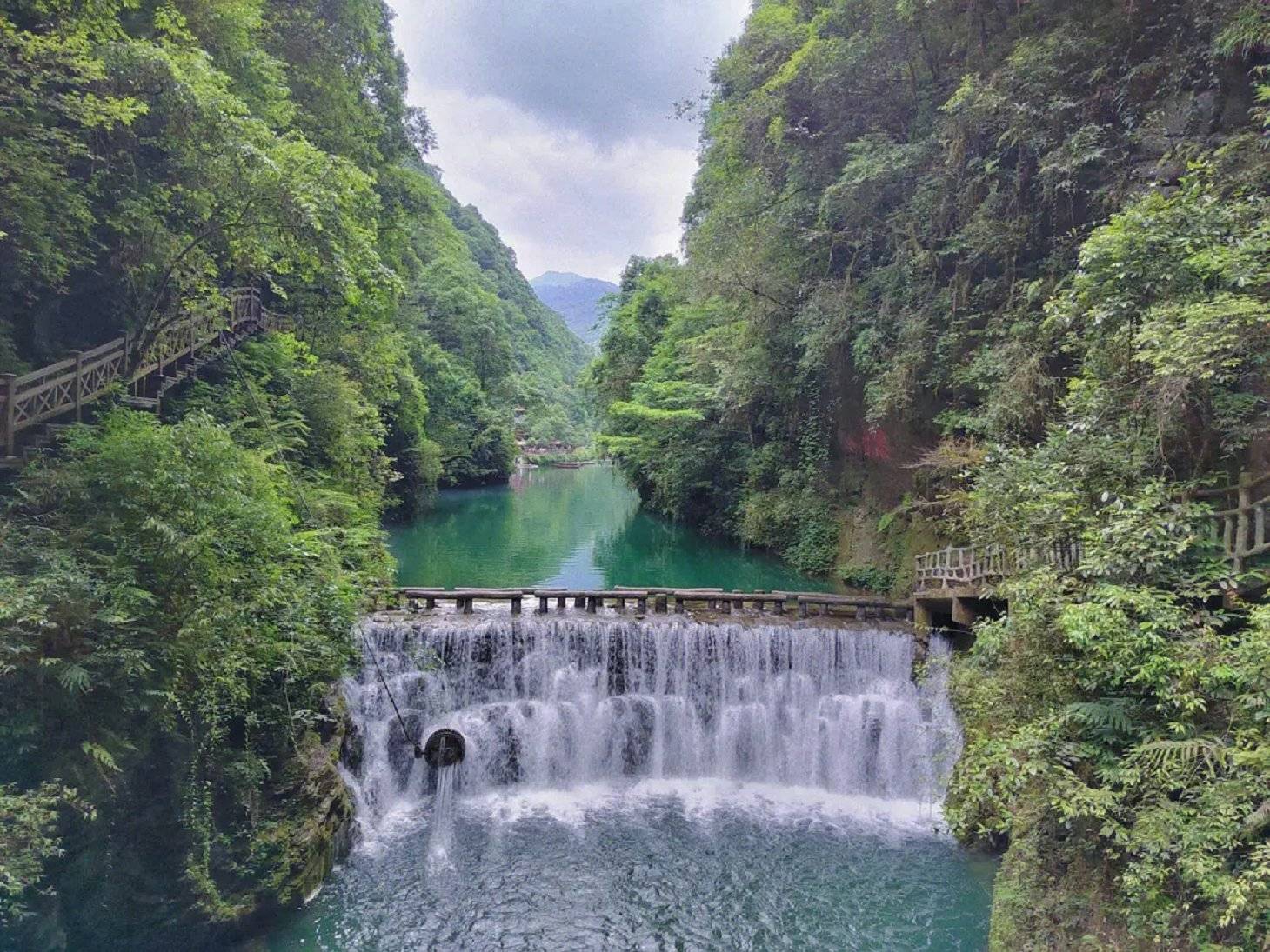 温州到恩施旅游游玩要多少钱温州到恩施旅游游玩攻略及费用
