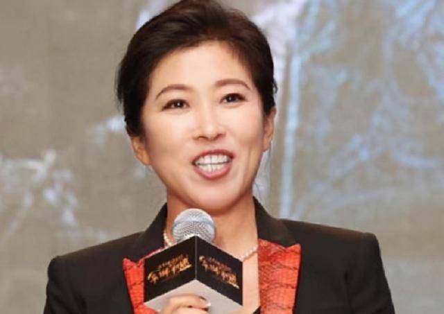 体操冠军吴冰卷走44亿出逃美国买豪车飞机生活自在