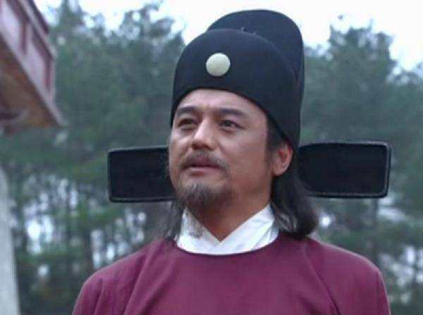 ""后来臣又想,皇上不但不会赏赐臣,还会把臣流放天涯,最终杀臣灭口.