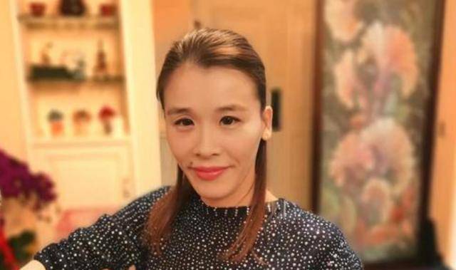 原创跳马冠军桑兰17岁摔成残疾为治疗费索要巨额赔偿如今怎样了