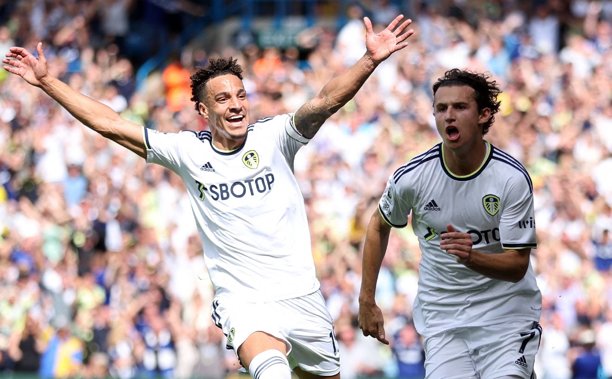 英冠焦点战利兹联vs布莱克本火花四溅的对决即将上演