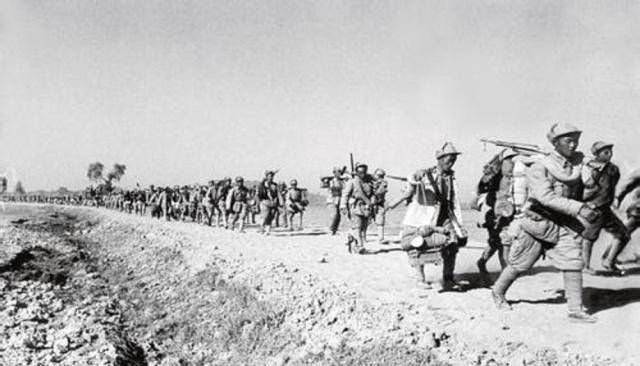 原创青海马家军骑兵有多强48年西府战役突然出击打退西野的猛攻