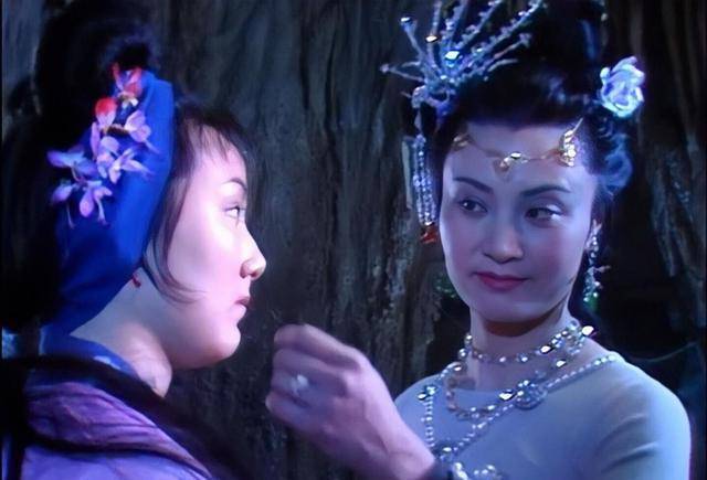 白骨精不必多说,三次都被悟空打死,她其实没啥本领,只是善于解尸变化.