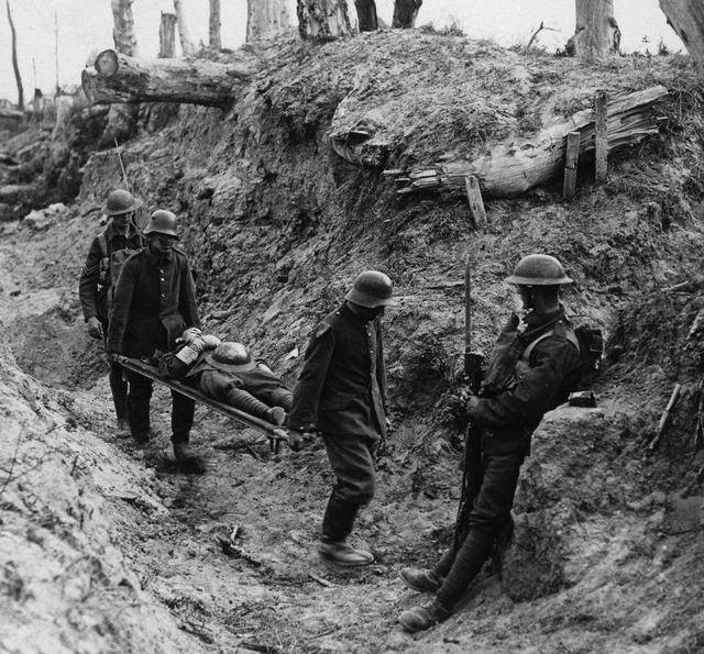 原创一战风云录100年前战地摄影师冒死拍摄的索姆河战役真实战场