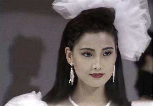 她是第一代国模事业顶峰却毅然选择退出时装圈后来怎么样了