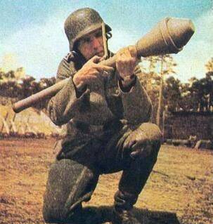 二战最强单兵坦克杀手21次击毁坦克并且全身而退享年77岁