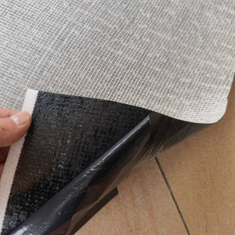 自粘式聚酯玻纤布与沥青有良好的相容性更好,从而能形成有效的防水