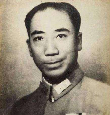 原创他是少有人知的军统局长多次帮助我党死后被埋葬在了八宝山