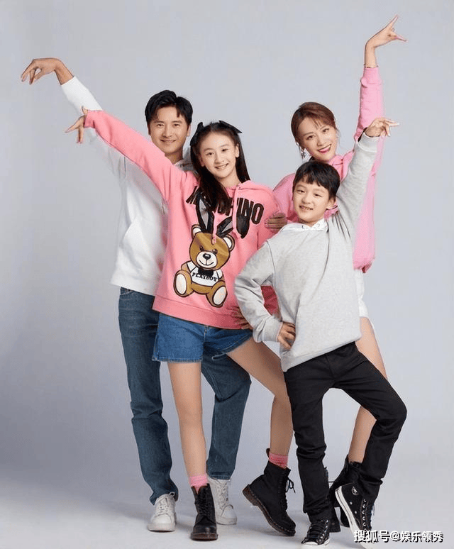 时光飞逝森碟16岁生日庆生照曝光颜值飙升惊艳网友