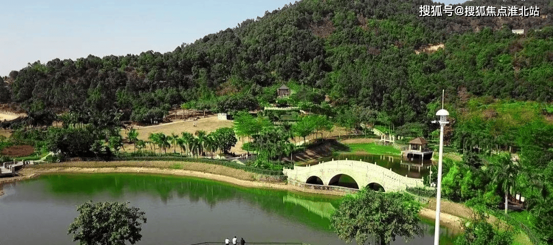 好在小区内部的环境还可以缺点一,御蓝湾位于大亚湾西区,石化大道与