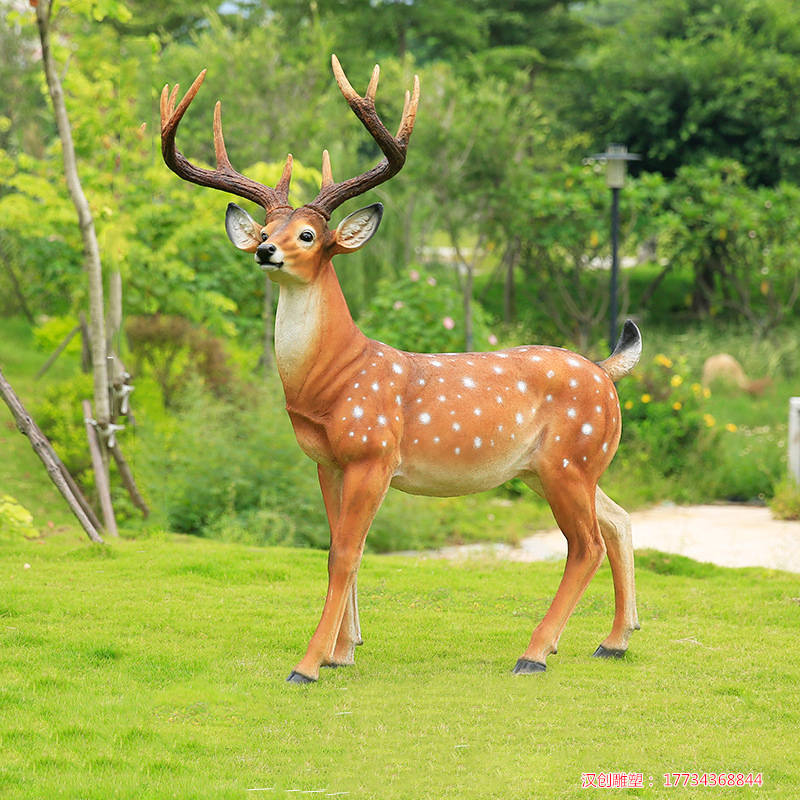 玻璃钢仿真梅花鹿雕塑 景观小品公园落地摆件