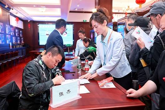 《中国船舶工业（二）》特种邮票首发暨中国邮票设计师之家主题邮局三周年纪念-中国造船发展
