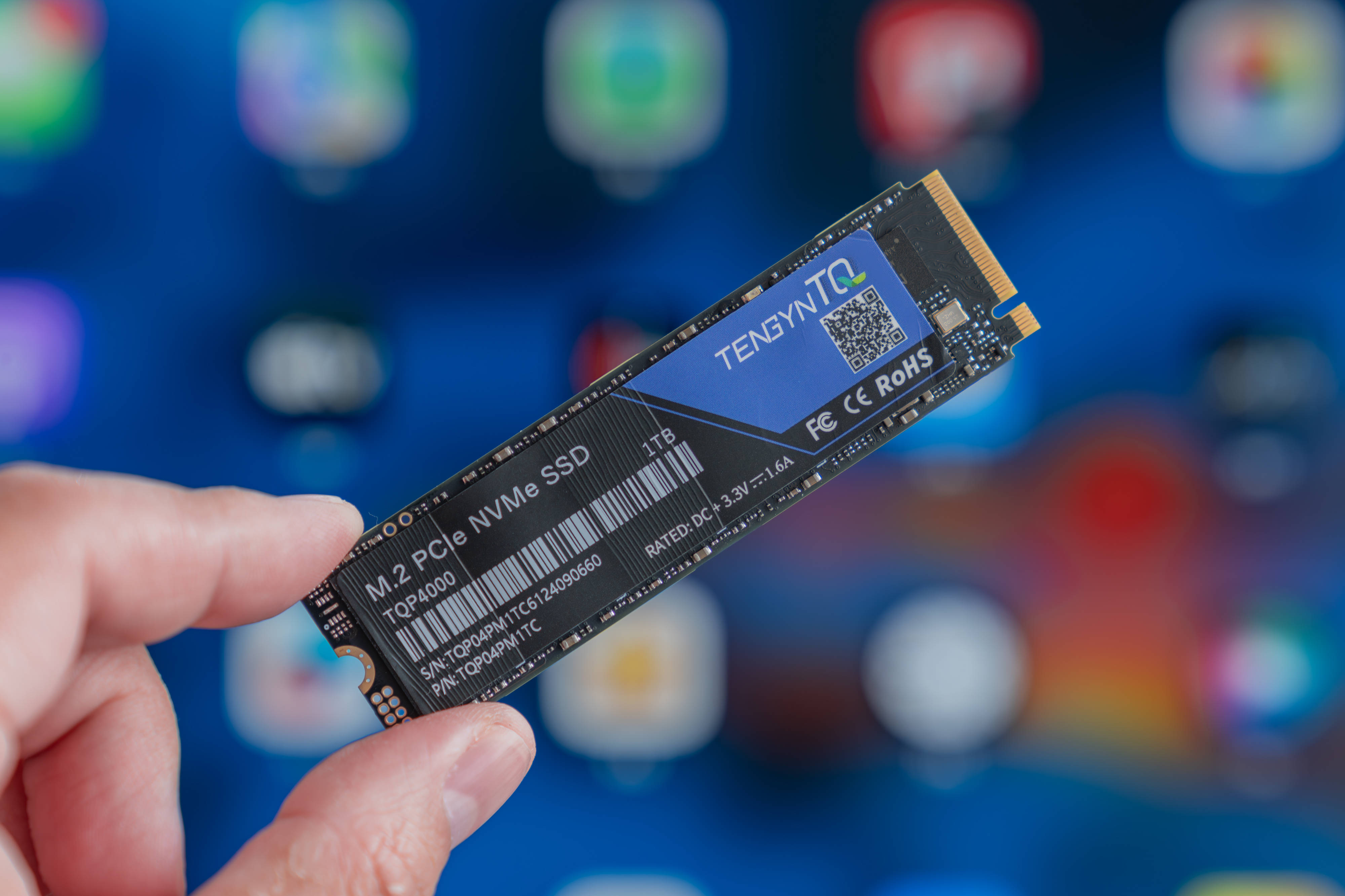 读 7gb/s 写 6gb/s 的长江存储四代 qlc,全国产化 ssd 腾隐 tqp4000