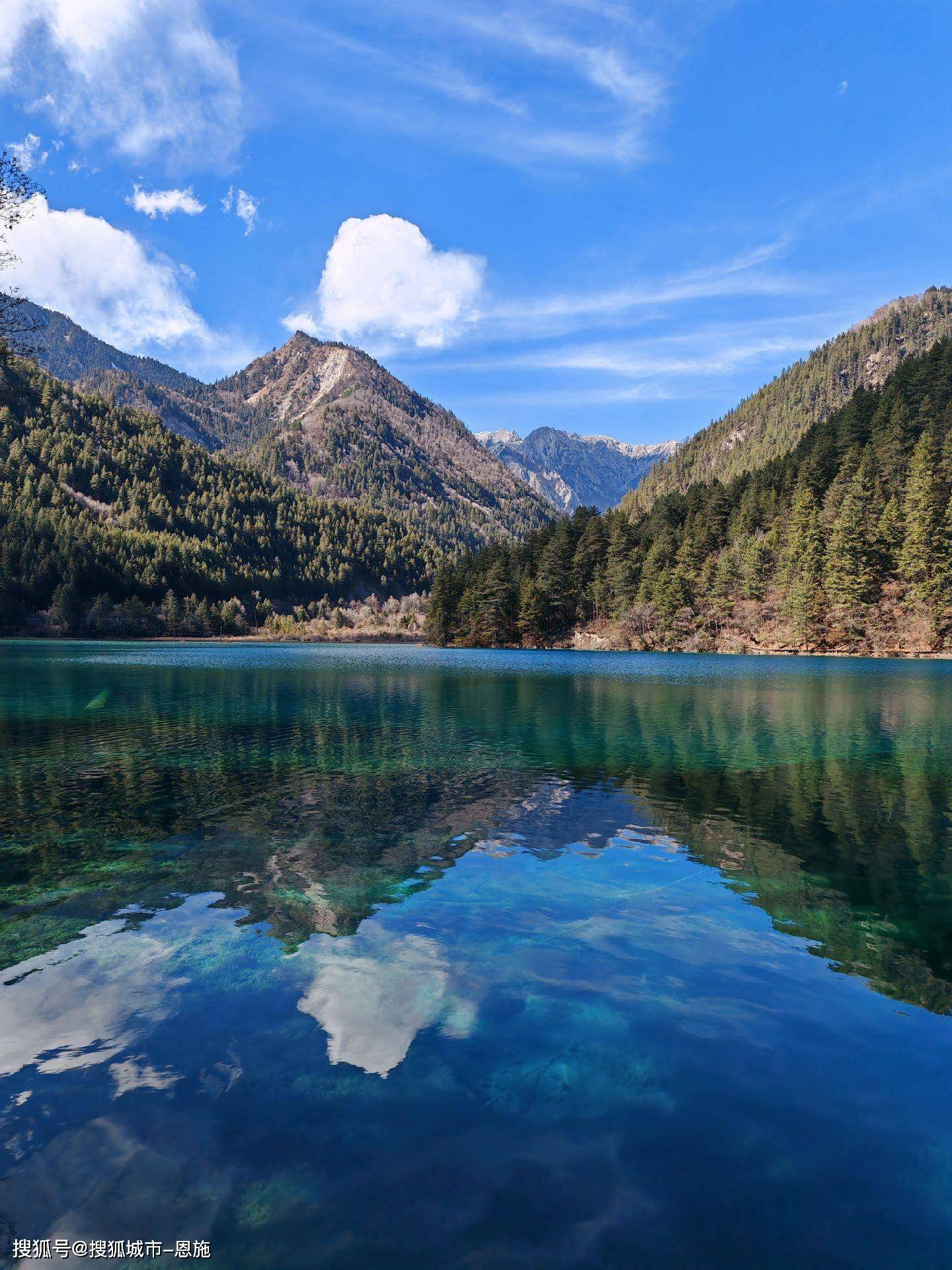 去四川旅游峨眉山参团7天要多少钱,四川跟团游七天开销,看完更省钱