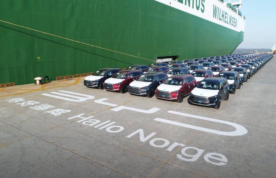 英格兰球星爱上中国造!曼城球星沃克社交平台大赞比亚迪