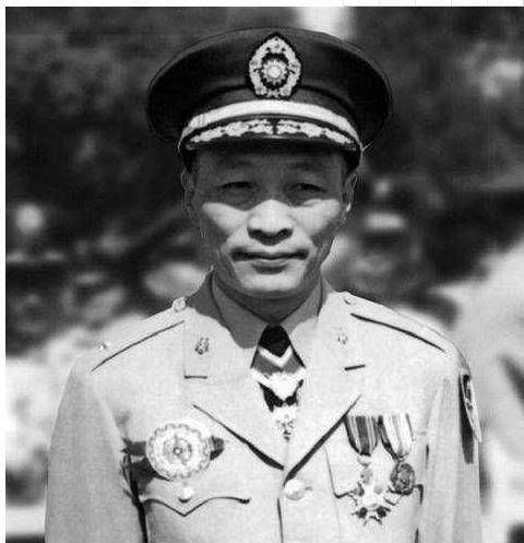 撤台16年后,军统大将担任中统老大,陈立夫哀叹:35年心血没了