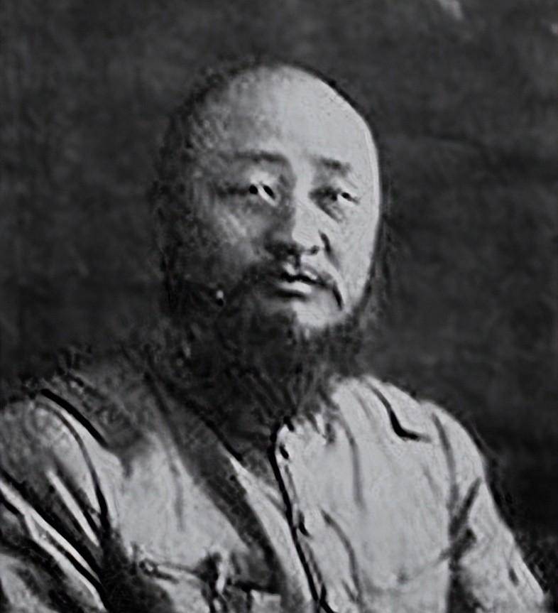 韩复榘给张宗昌让座,张宗昌不客气坐上主位,几天后被韩派人刺杀