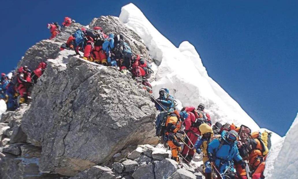 珠峰著名的3具遗体:绿靴子,睡美人,休息者,为啥20年不安葬?