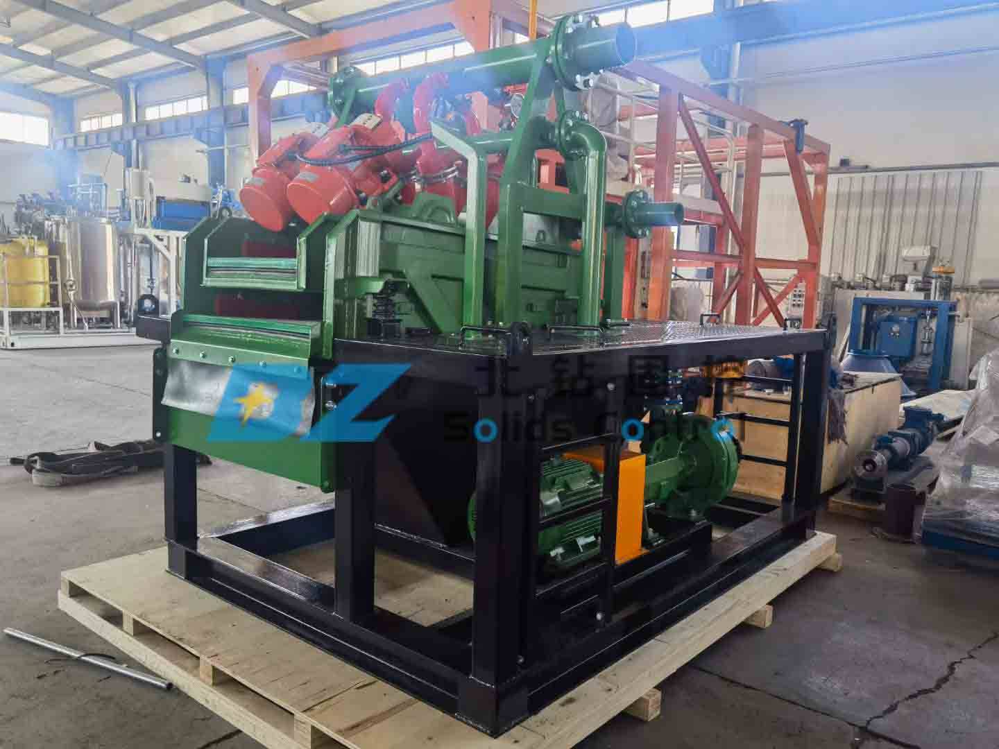 北钻固控经济型泥浆回收系统销往迪拜