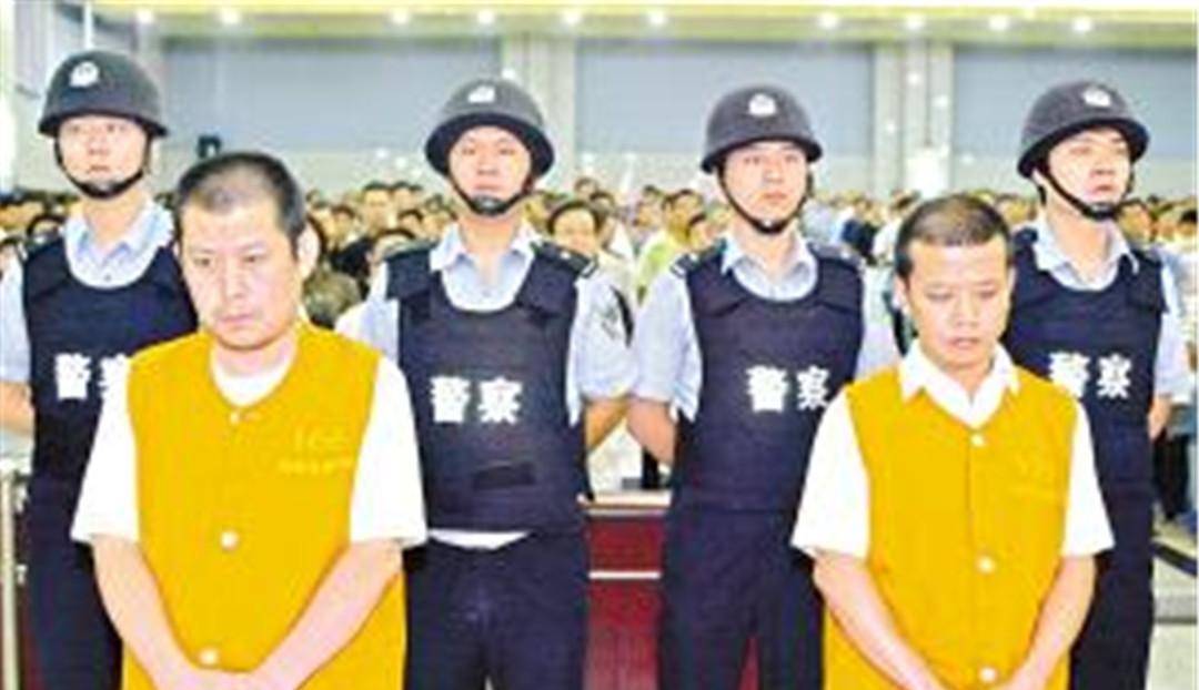 任晓峰:因嫉妒别人开豪车,偷5100万买彩票,血本无归后疯狂逃窜_马向景