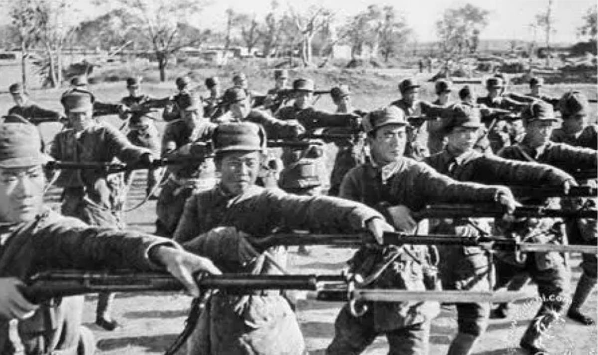 19岁小兵当众批评军长战术有问题,说完3句话连升3级,40岁成上将