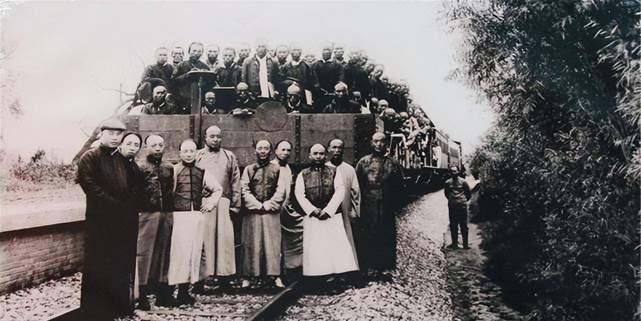 他们中出了20位海军将领,21位外交官_容闳_曾国藩_留学