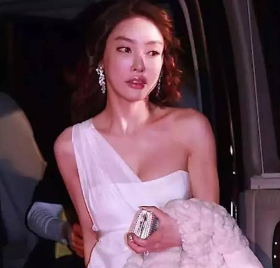 张紫妍:被高层凌辱到自尽的韩国女星,事发十年后,惨剧仍在上演