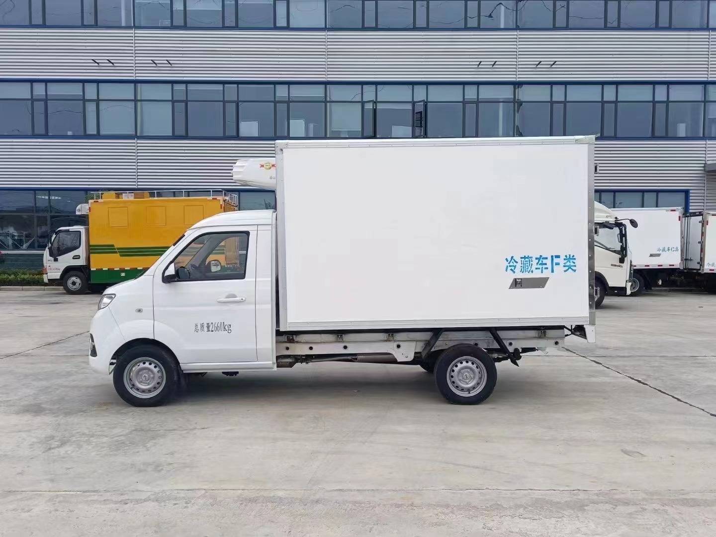 2米3金杯t30冷藏车