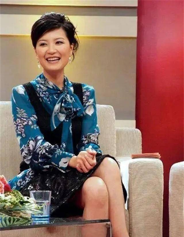 知名主持陈蓉:被黑后回老东家做幕后,嫁海归老公儿女双全