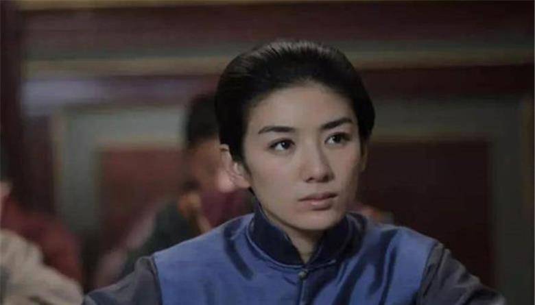 1975年,重庆老汉发现手铐遗骸,揭开我军女特工消失20年之谜