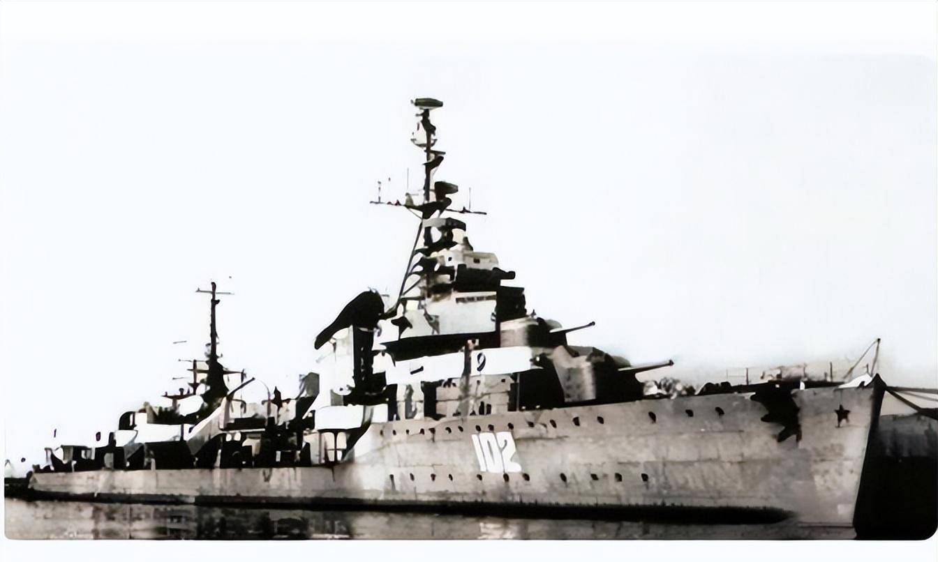 苏联4艘二手驱逐舰,喊价68吨黄金,海军司令:砸锅卖铁也要买