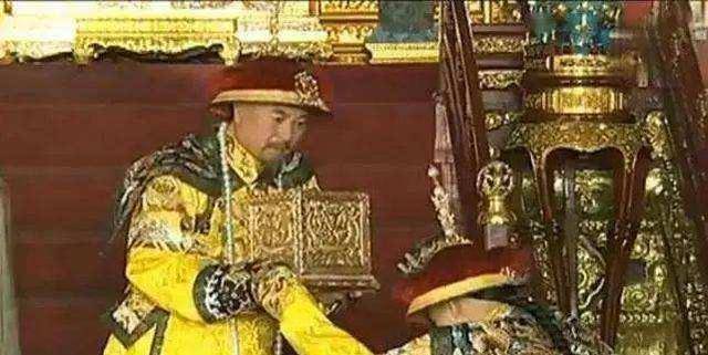 1799年乾隆驾崩,嘉庆皇帝悄悄安排老师朱珪回到北京,布局困虎术