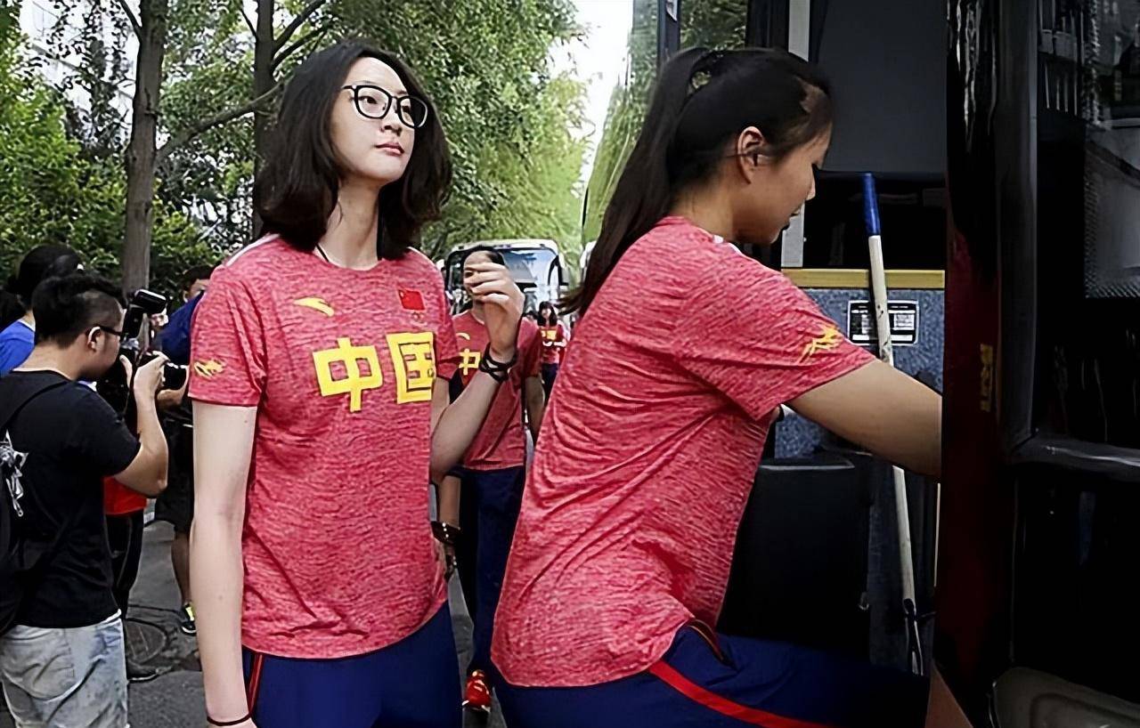 南京三中女排图片