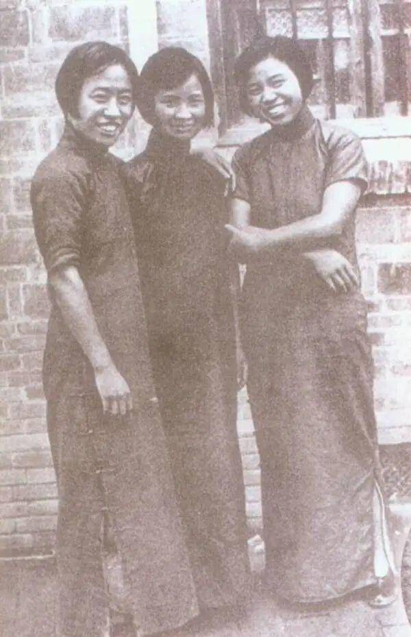 他是我党重要创始人,牺牲后身躯屹立不倒,外甥后成新中国总理_赵世炎