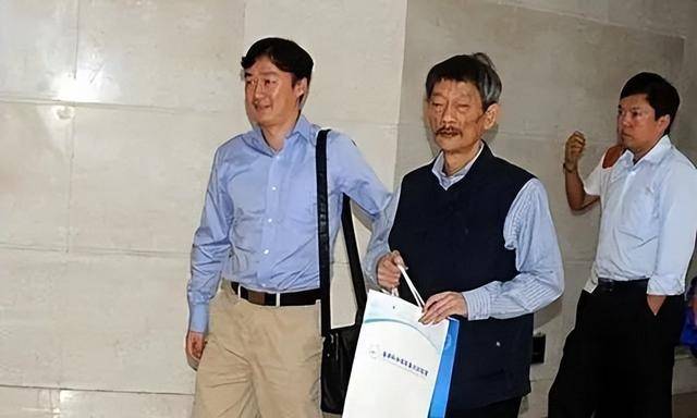 遥感泰斗:培养160多名博士,任正非将他的精神写进华为