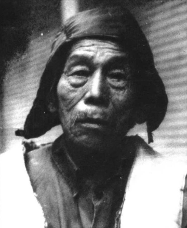 解放之后,依旧妄想"登基称帝"的9个人是什么下场?