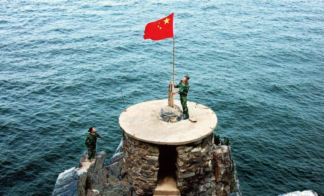 守岛英雄王继才:与妻守岛卫国32载向海生,58岁牺牲岛上无怨无悔