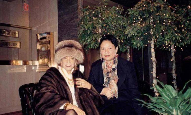 意大利公主远嫁中国,生下4子被丈夫抛弃,回国后成了奢侈品女王