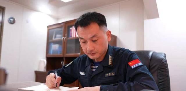 辽宁舰副舰长陆强强:他曾是美国国防部的知名人物