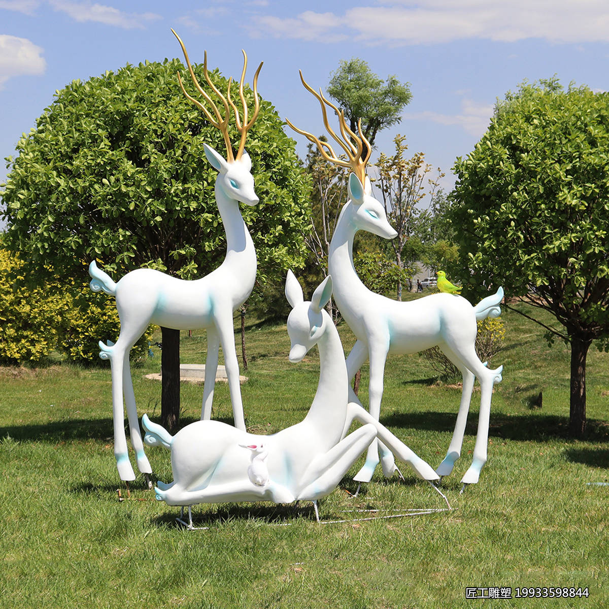 玻璃钢吉祥鹿动物雕塑 仿真户外草坪摆件