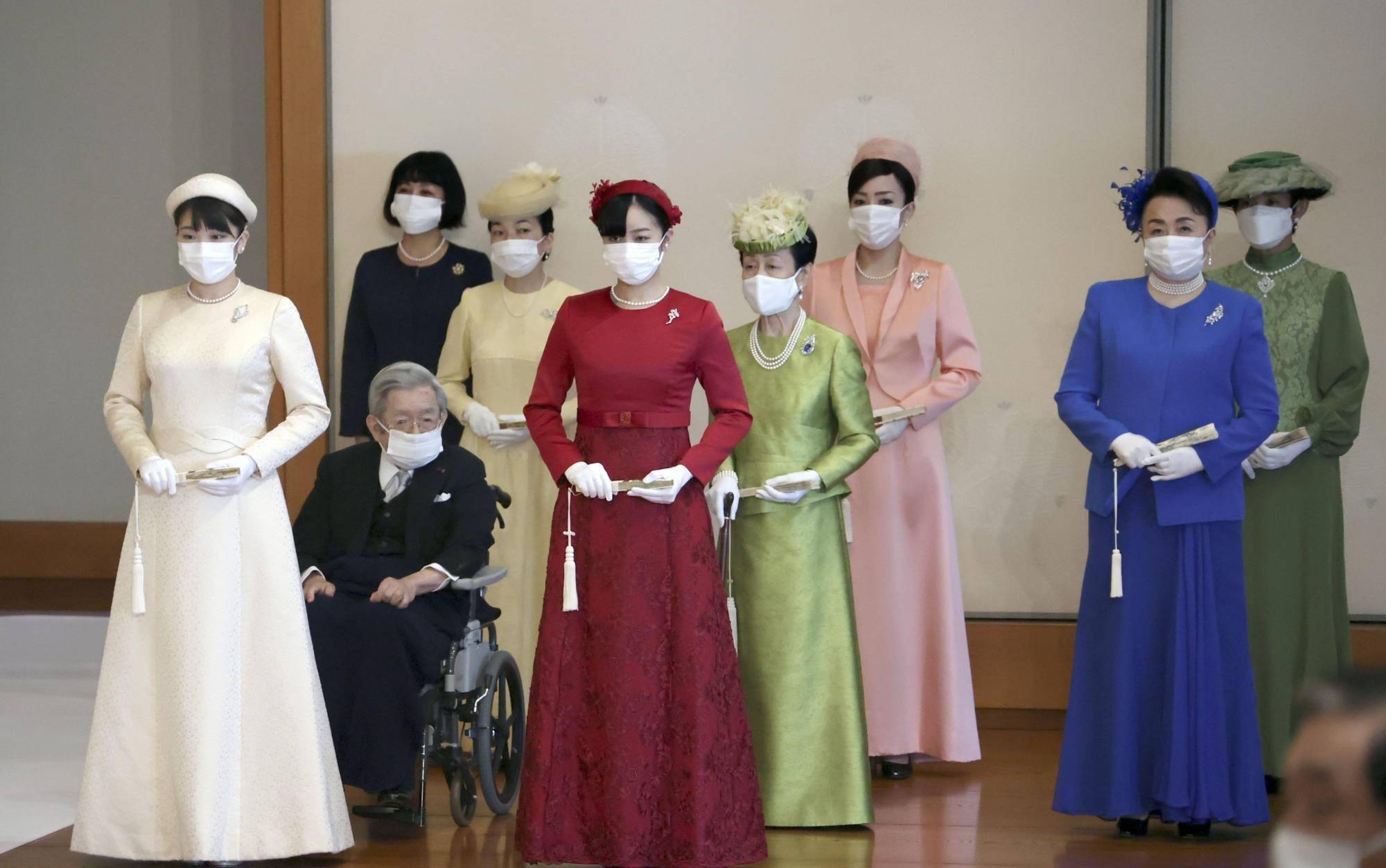 按照传统,日本皇室成员的一举一动都有着相当苛刻的规则,甚至连皇室