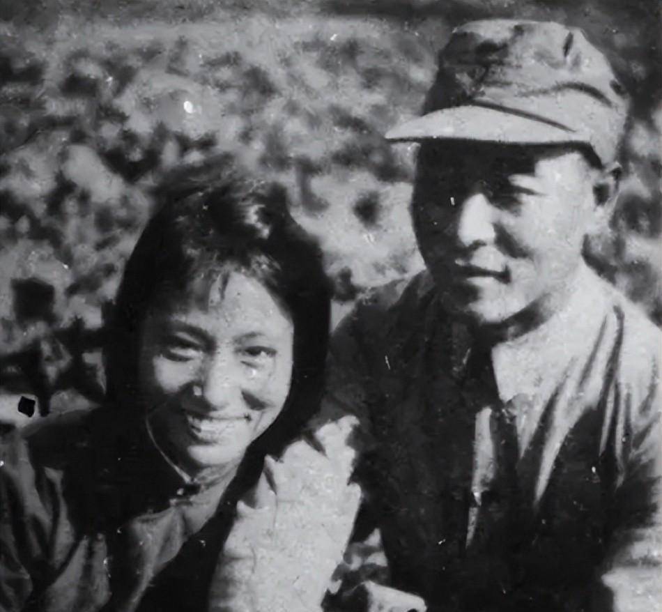 彭雪枫牺牲四年后妻子改嫁,儿子后来成上将,娶了谢富治的女儿