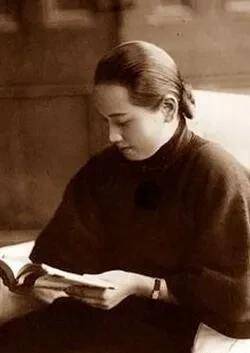 宋氏三姐妹-宋庆龄