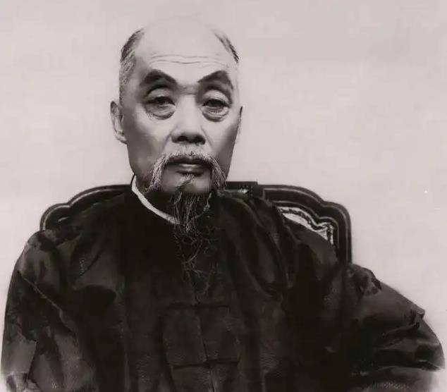 张謇:晚清状元弃政从商,近代第一实业家,创办企业20 学校370
