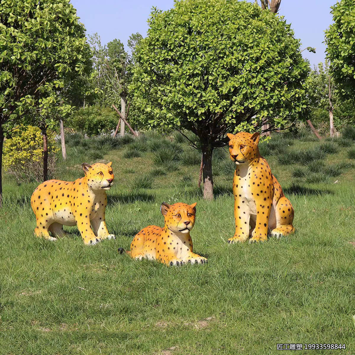 玻璃钢仿真金钱豹动物草坪摆件小品雕塑