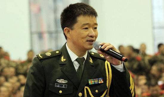 老班长小曾升职大校,人虽老去,但若有战,召必回!