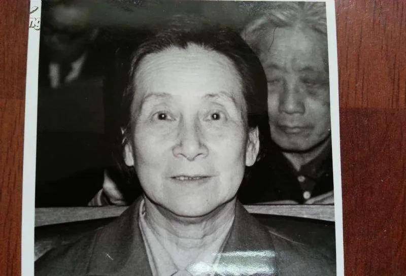 郝诒纯:从潜伏特工到共和国院士