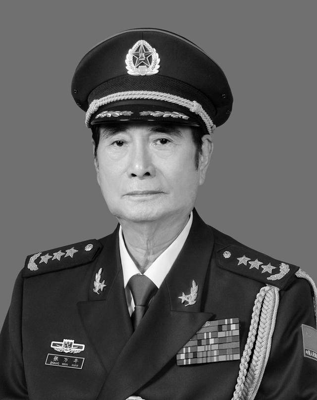 1987年11月,张万年被任命为广州军区司令员