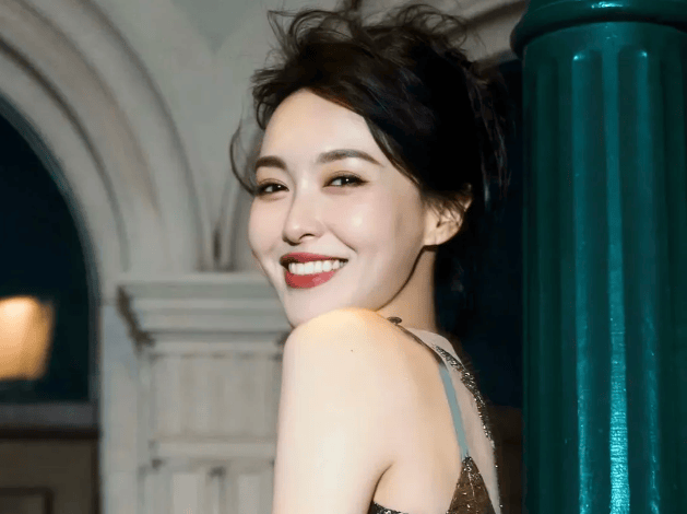 邓为,王一博,王阳,杨紫,李沁,67周杰伦,张韶涵,迪丽热巴,ab,龚俊